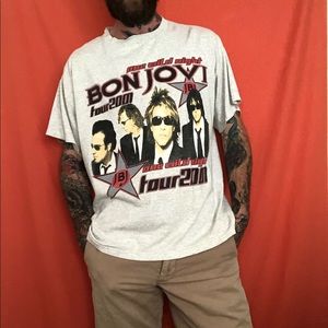 VINTAGE 2001 Bon Jovi One Wild Night tour shirt